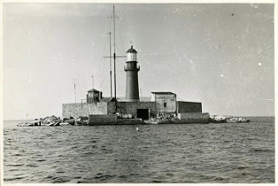 Маяк в Финском заливе. Собрание Музея морского флота