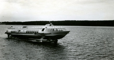 Пассажирский т/х на подводных крыльях «Метеор-25» на р. Волга. Фотография из собрания Музея морского флота