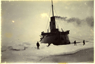 «Ермак» перед входом в тяжелые льды. 1898 (?). Из фондов Музея морского флота